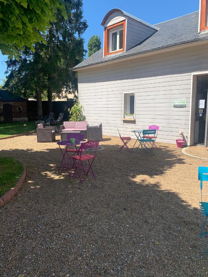 Bed and Breakfast Le Petit Manoir Farceaux Exterior foto