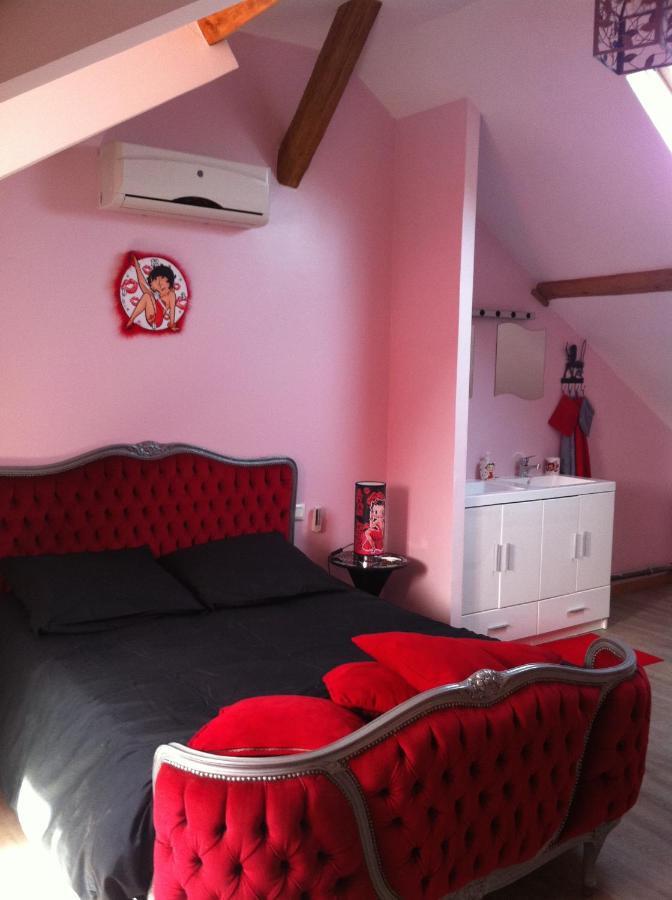 Bed and Breakfast Le Petit Manoir Farceaux Exterior foto